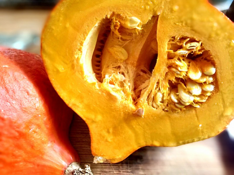 Pumpkin さんよろしくお願い申し上げます。 How to Cook a Pumpkin - Roasted Pumpkin - European Food and Travel